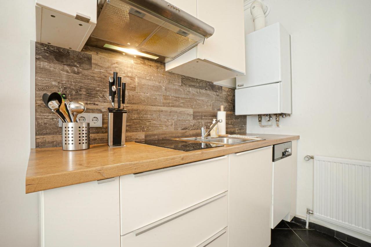 Schloss View Apartment: Designer First-floor Retreat Apartment